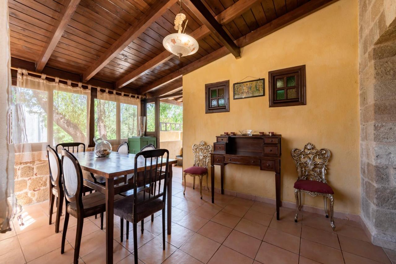 Secret Garden - Old Town Apartment Rhodes City Bagian luar foto