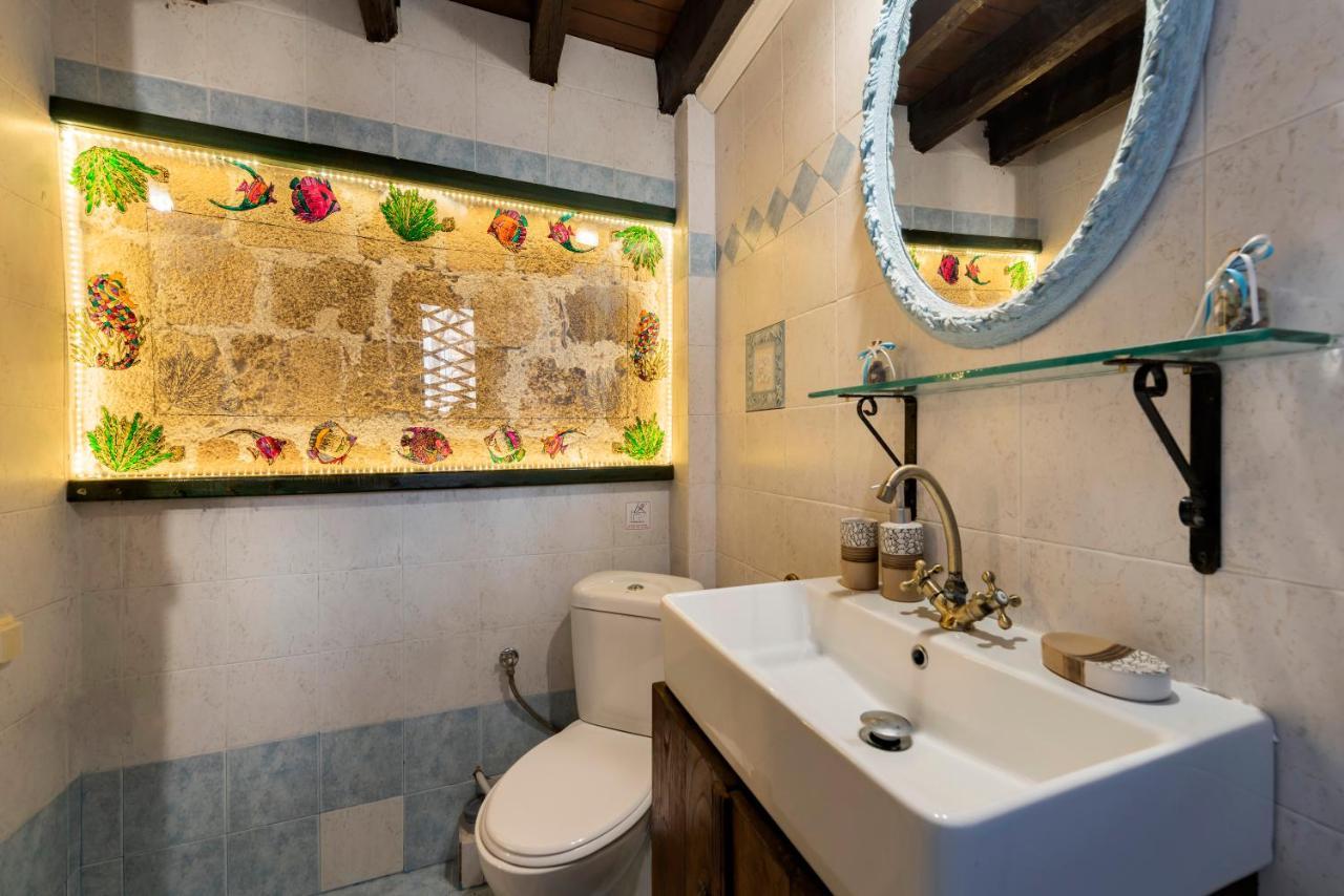 Secret Garden - Old Town Apartment Rhodes City Bagian luar foto